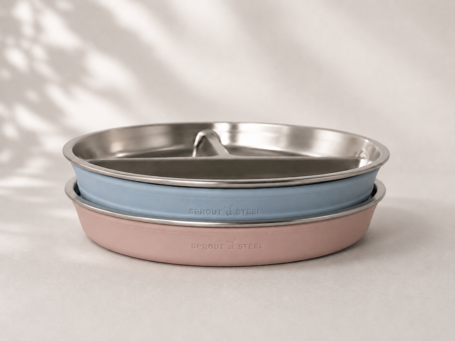 Stainless steel divided silicone suction plate blue and pink 